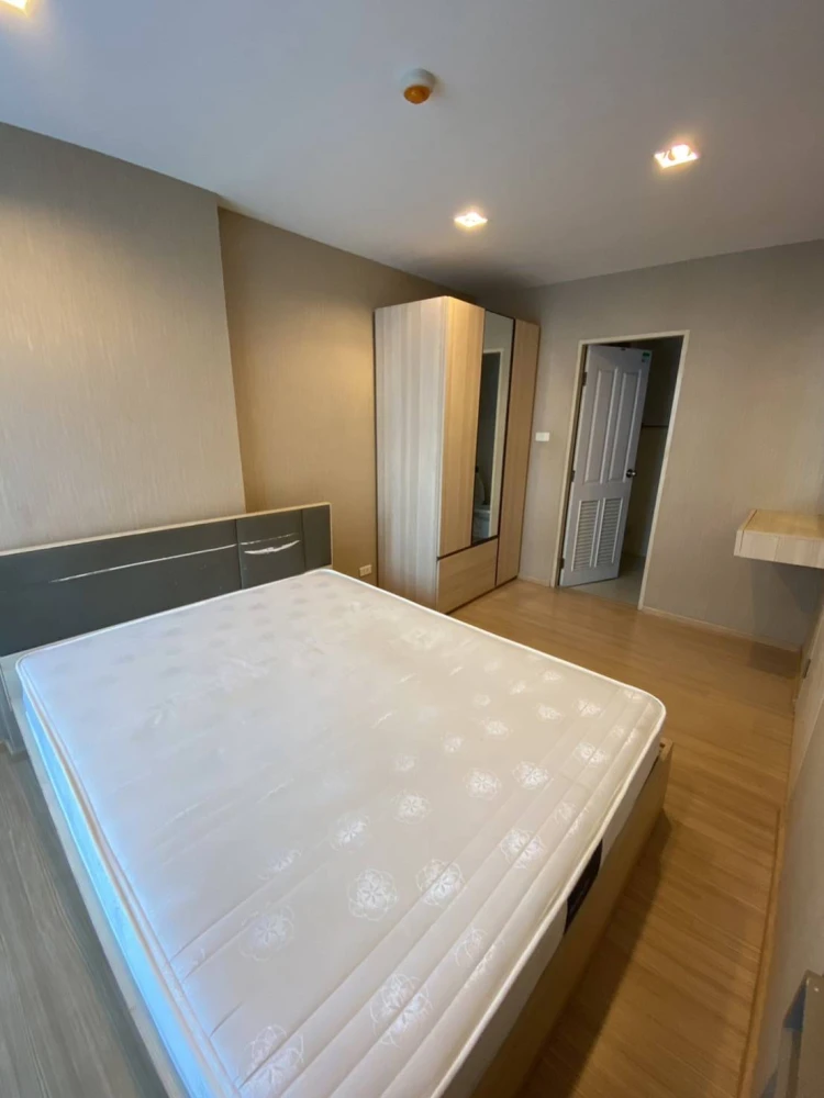 Condo for rent, The Park at Prachachuen, 1 bedroom, 1 bathroom, decorated with wallpaper. You can just come in and stay.