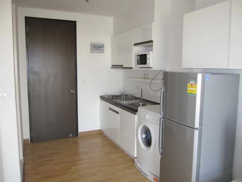 For rent!! Condo The Parkland Taksin - Tha Phra, 18th floor, Building A, beautiful room, fully furnished, ready to move in, don't miss it!!