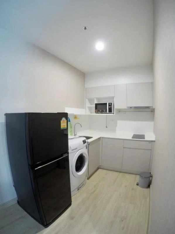 Condo for rent, The Parkland Phetkasem-Tha Phra. Nice, spacious unit with full furnishings. Low floor. Book now!