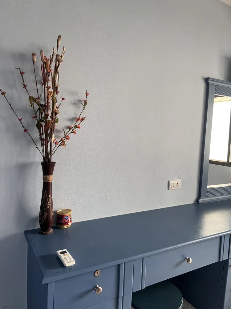 Condo for rent, The Royal Place, 2 floors, 10 colorful rooms. With built-in kitchen Plus electrical appliances. Reserve now.