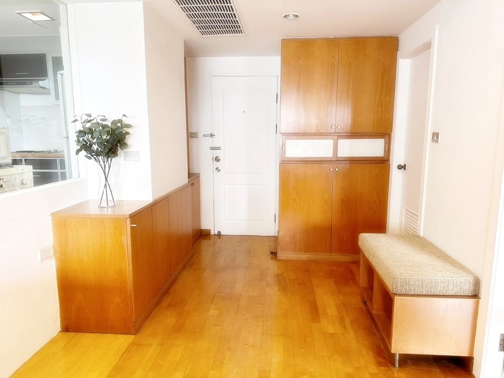 For rent!! Condo The Royal Place 2, 21st floor, beautiful room, fully furnished, ready to move in, don't miss it!!