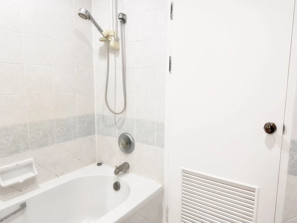 For rent!! Condo The Royal Place 2, 21st floor, beautiful room, fully furnished, ready to move in, don't miss it!!