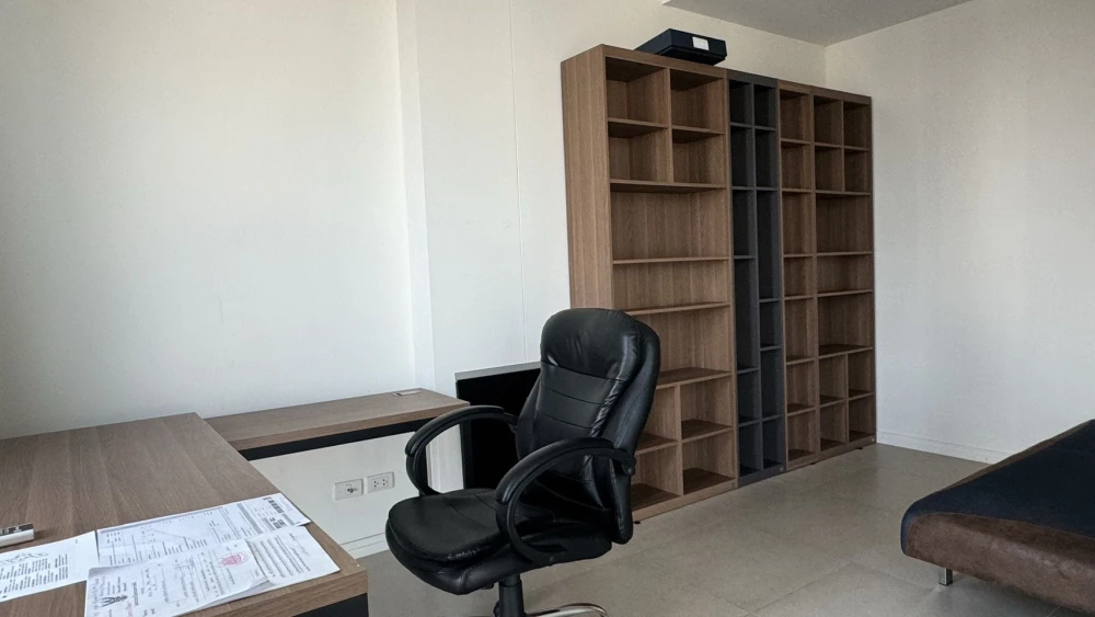 Condo for rent: The River, large room, spacious, and private. Don't wait!!