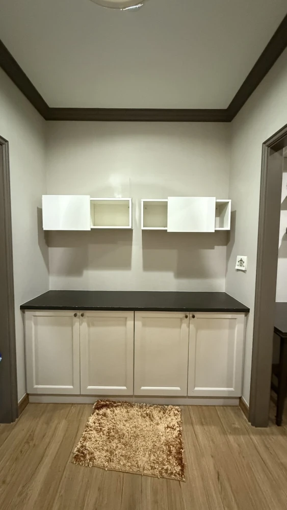 Condo for rent, The Reserve Kasemsan 3, corner room, complete with furniture and electrical appliances.