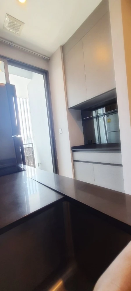 For rent!! Condo The Room Sukhumvit 69, 25th floor, condo on Sukhumvit Road, ready to move in immediately, hurry and book now!!