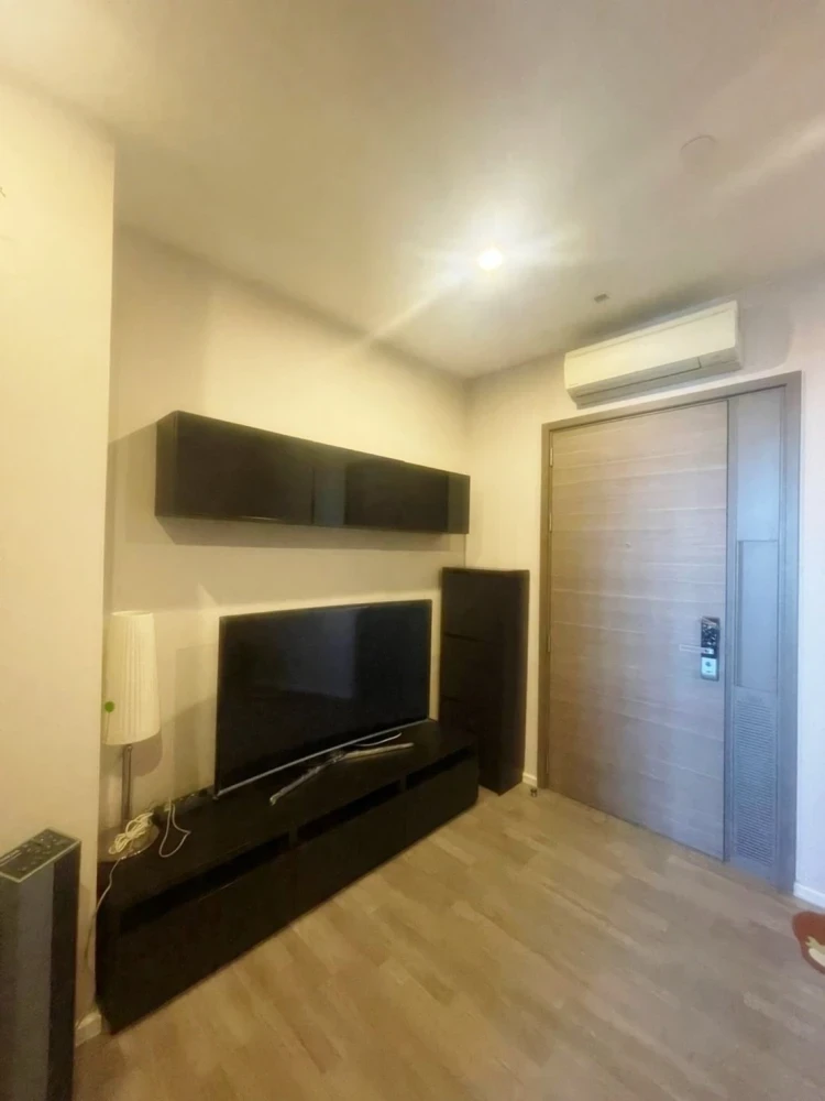 For rent!! Condo The Room Sukhumvit 69, 25th floor, condo on Sukhumvit Road, ready to move in immediately, hurry and book now!!