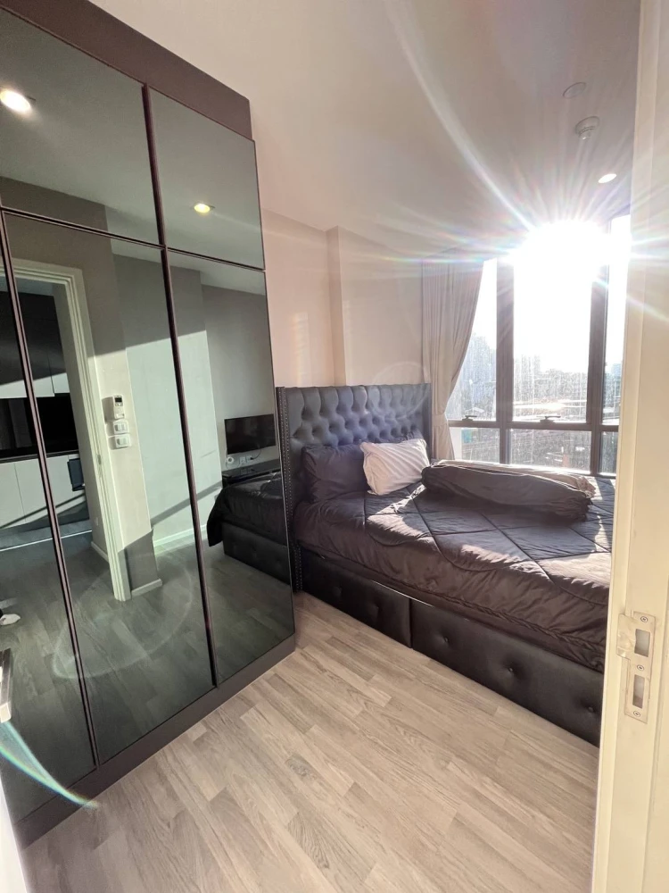 For rent!! Condo The Room Sukhumvit 69, 8th floor, beautifully decorated room, fully furnished, ready to move in, don't miss it!!