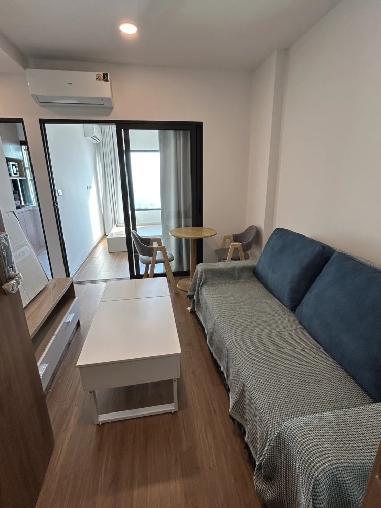 Condo for rent, The Livin Ramkhamhaeng. Great location, attractive price. Book now!!