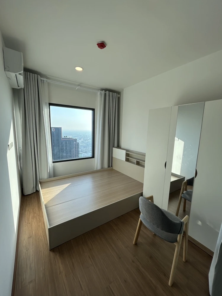 Condo for rent, The Livin Ramkhamhaeng. Great location, attractive price. Book now!!
