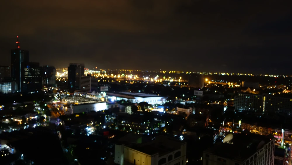 For rent!! Condo The Lumpini 24, 23rd floor, romantic river view, just bring your bags and move in. Don't miss it!!
