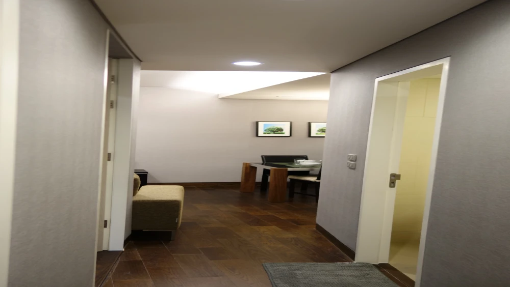 For rent!! Condo The Lumpini 24, 23rd floor, romantic river view, just bring your bags and move in. Don't miss it!!