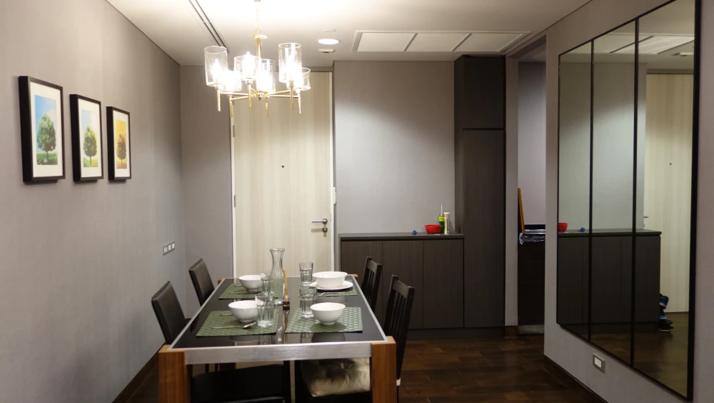 For rent!! Condo The Lumpini 24, 23rd floor, romantic river view, just bring your bags and move in. Don't miss it!!