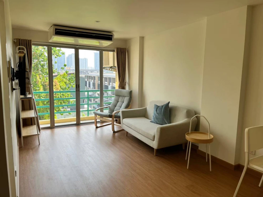 Condo for rent! The Waterford Rama 4, 5th floor, Building I. Fully furnished, ready to move in. Don't wait! Reserve now!!