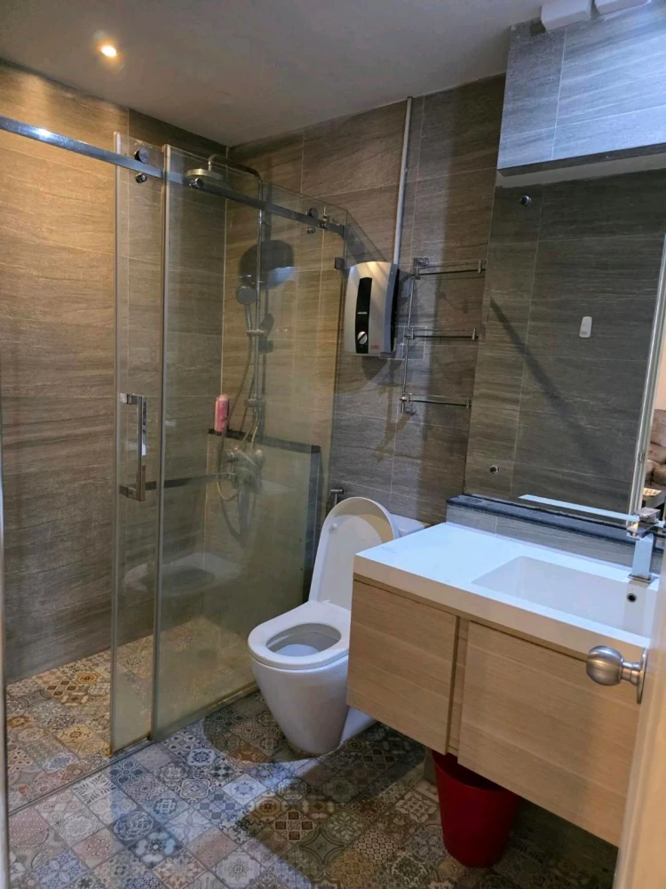 Condo for rent! The Waterford Diamond Sukhumvit 30/1. Beautiful unit, fully furnished, ready to move in. Don't miss out!!
