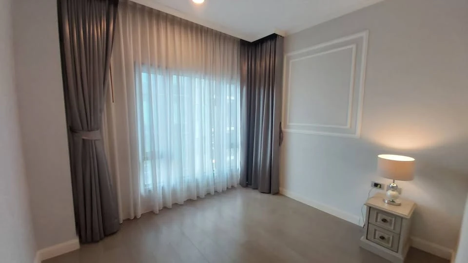 Condo for rent, The Crest Sukhumvit 34, good view, affordable price, interested, hurry up to reserve before anyone else