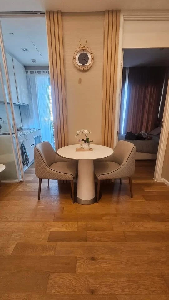 Condo for rent, The Saint Residences, corner room, private, decorated in a minimalist style, this good, don't wait.