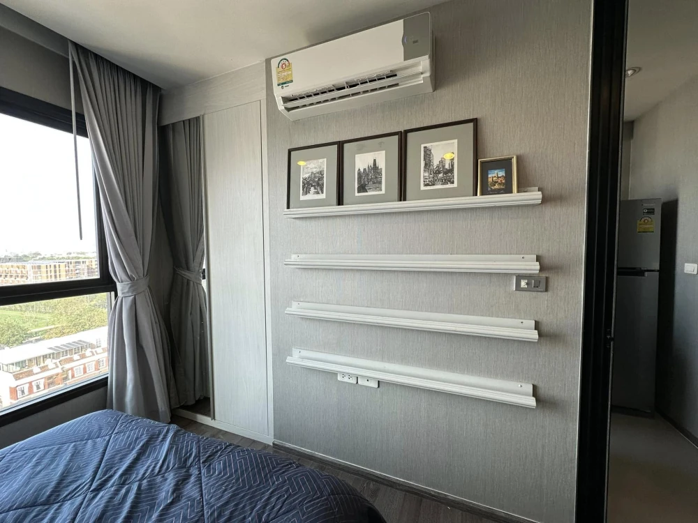 For rent!! Condo The Base Park East, 10th floor, garden square view, beautifully decorated room, ready to move in, don't miss it!!