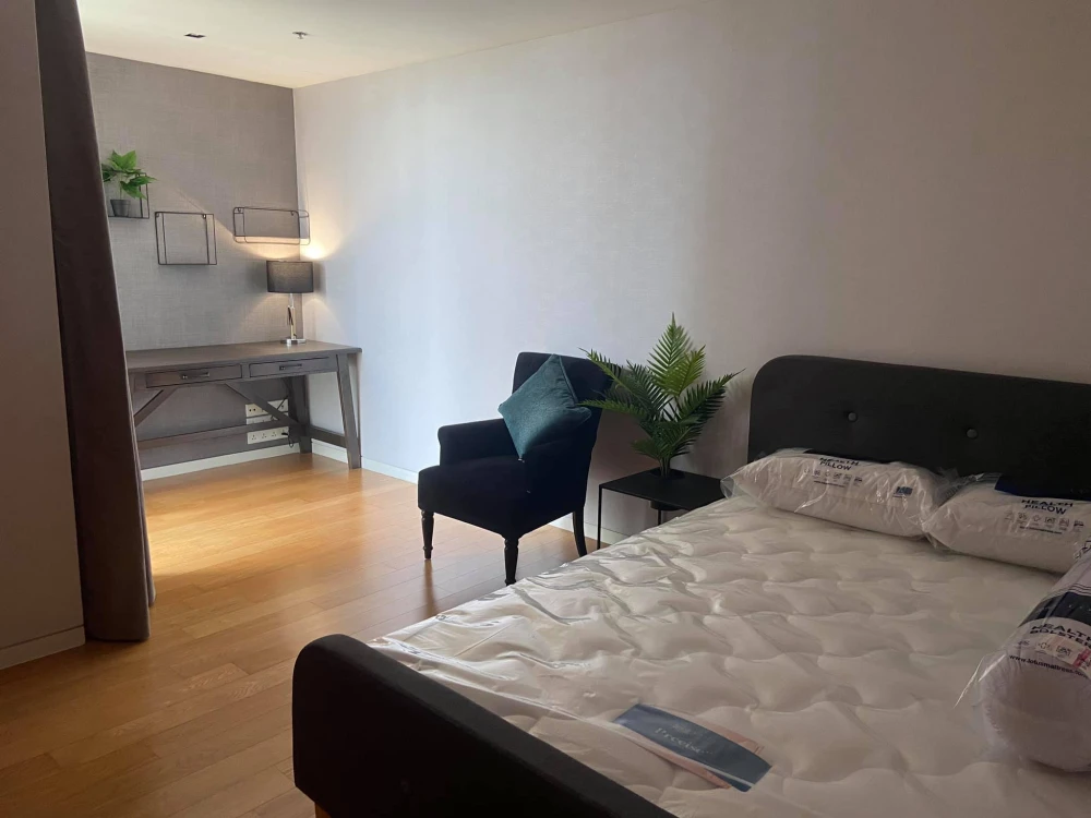 Condo for rent, The Met, good location, convenient transportation, complete facilities, do not miss it.