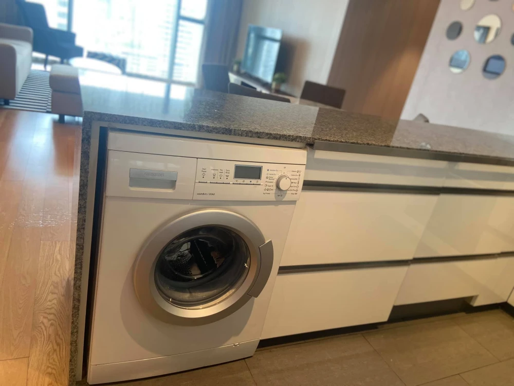 Condo for rent, The Met, good location, convenient transportation, complete facilities, do not miss it.