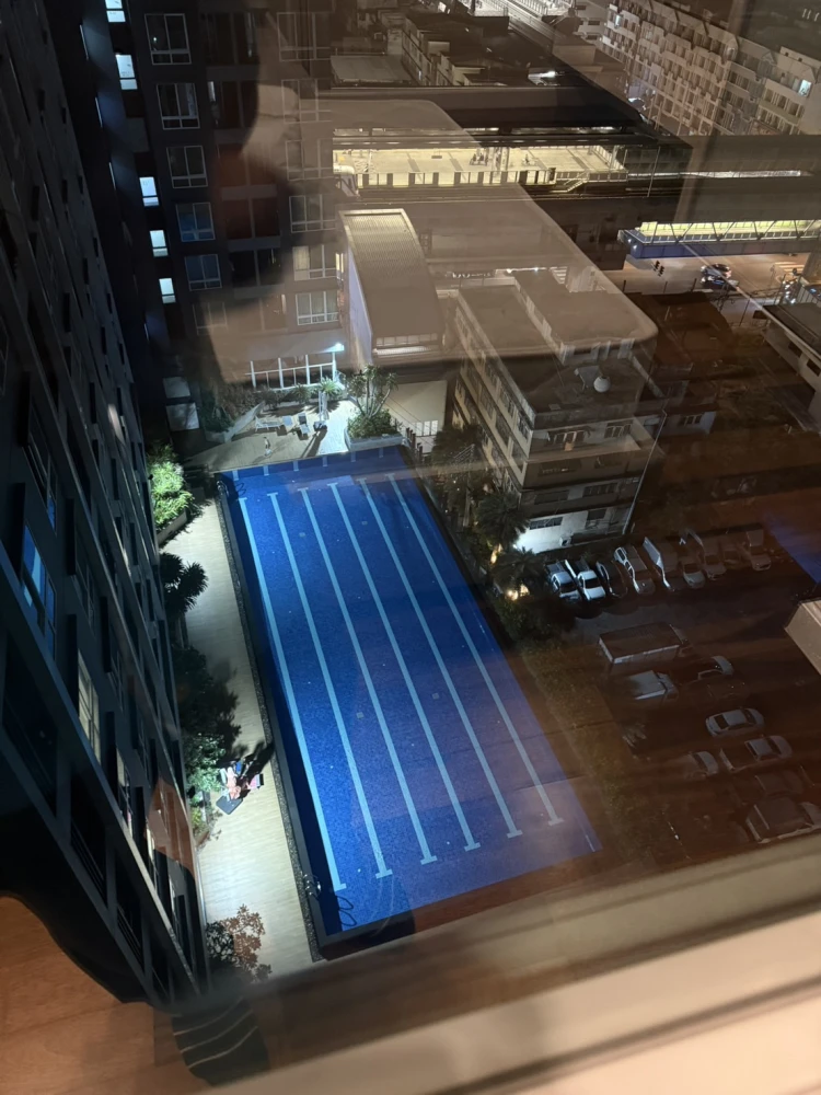 For rent!! Condo The Metropolis, 15th floor, Building A, beautiful room, convenient transportation, ready to move in, don't miss it!!
