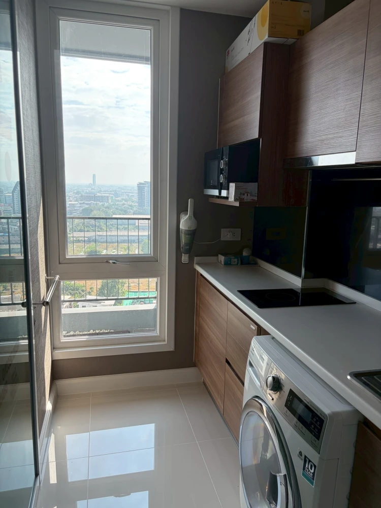 Condo for rent at The Metropolis. Spacious and comfortable rooms. Book now!!