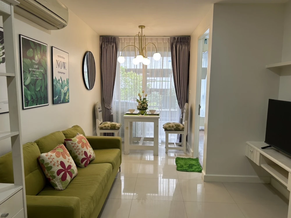 For rent!! Condo The Clover Thonglor, fully furnished, nice to live in, bring your bags and move in immediately. Book now!!