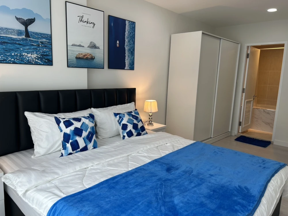 For rent!! Condo The Clover Thonglor, fully furnished, nice to live in, bring your bags and move in immediately. Book now!!