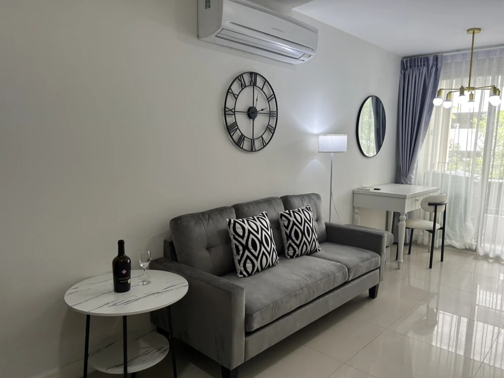 For rent!! Condo The Clover Thonglor, fully furnished, nice to live in, bring your bags and move in immediately. Book now!!