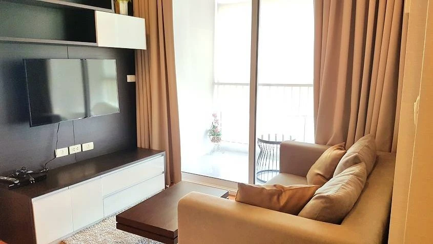 For rent Condo The Coast Bangkok Sukhumvit Bangna, city view, decorated with luxury furniture
