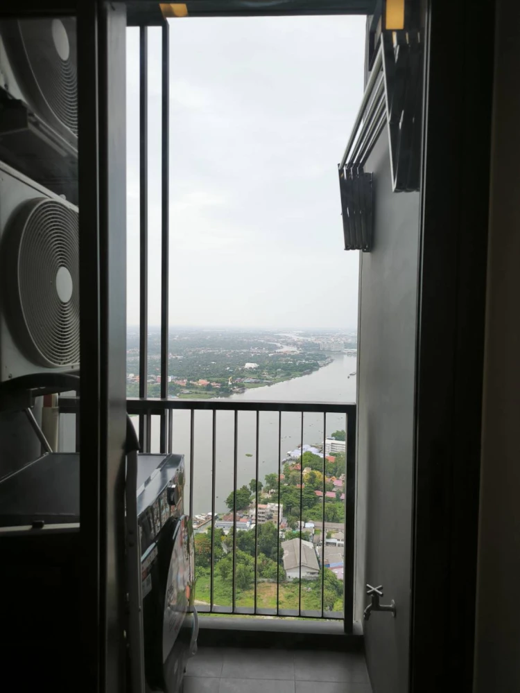 For rent!! Condo, The Politan Aqua, 52nd floor, Building B, a condo on the banks of the Chao Phraya River, near the MRT, don't miss it!!
