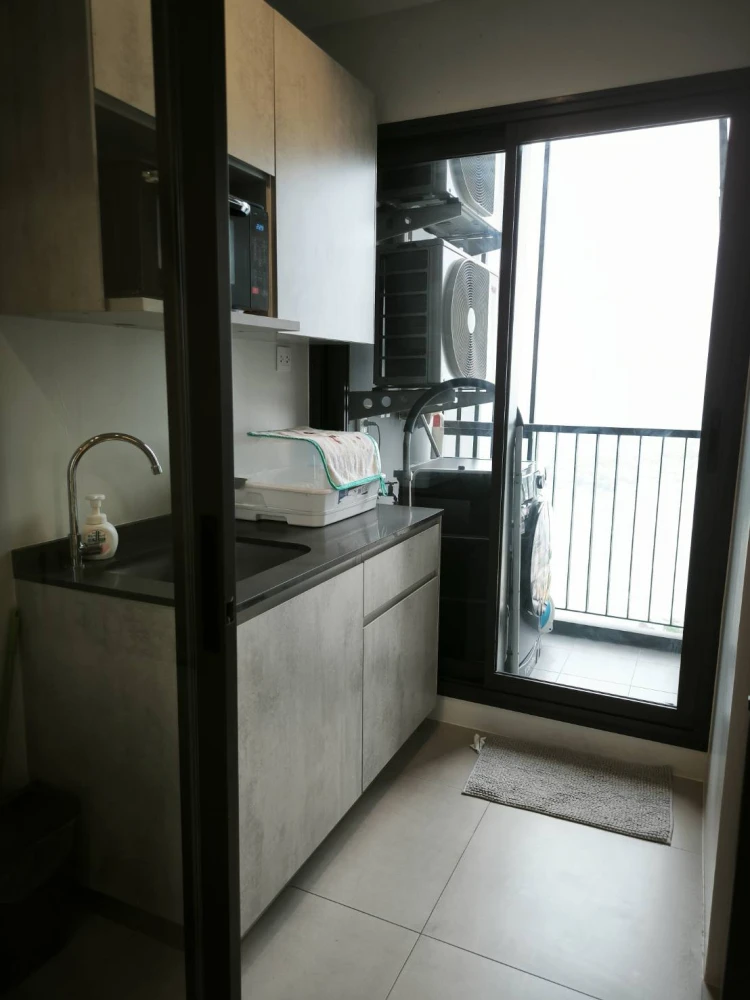 For rent!! Condo, The Politan Aqua, 52nd floor, Building B, a condo on the banks of the Chao Phraya River, near the MRT, don't miss it!!