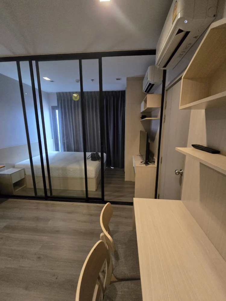 Condo for rent: The Politan Leaf, river view, south-facing, beautiful room, good light, cool breeze, comfortable, ready to move in immediately.