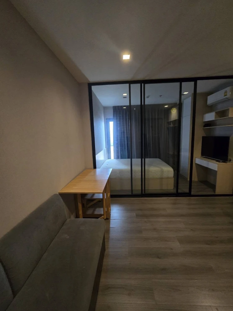Condo for rent: The Politan Leaf, river view, south-facing, beautiful room, good light, cool breeze, comfortable, ready to move in immediately.