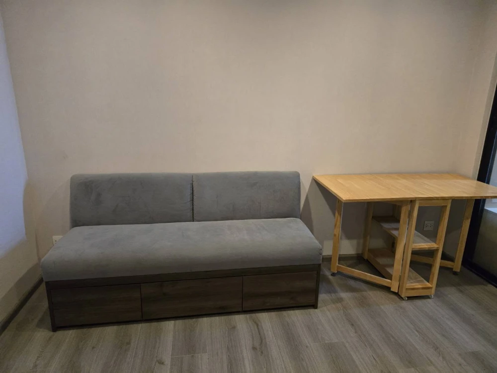 Condo for rent: The Politan Leaf, river view, south-facing, beautiful room, good light, cool breeze, comfortable, ready to move in immediately.