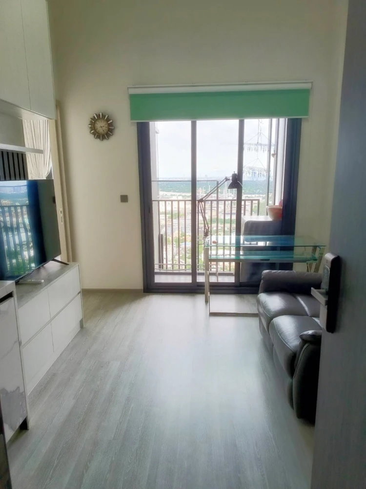 For rent!! Condo The Line Sukhumvit 101, 32nd floor, beautiful river bend view, beautiful room, ready to move in, good price, hurry up and book now!!