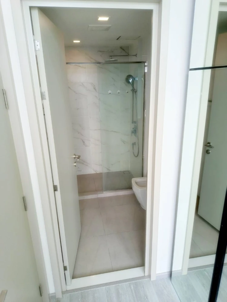 For rent!! Condo The Line Sukhumvit 101, 32nd floor, beautiful river bend view, beautiful room, ready to move in, good price, hurry up and book now!!