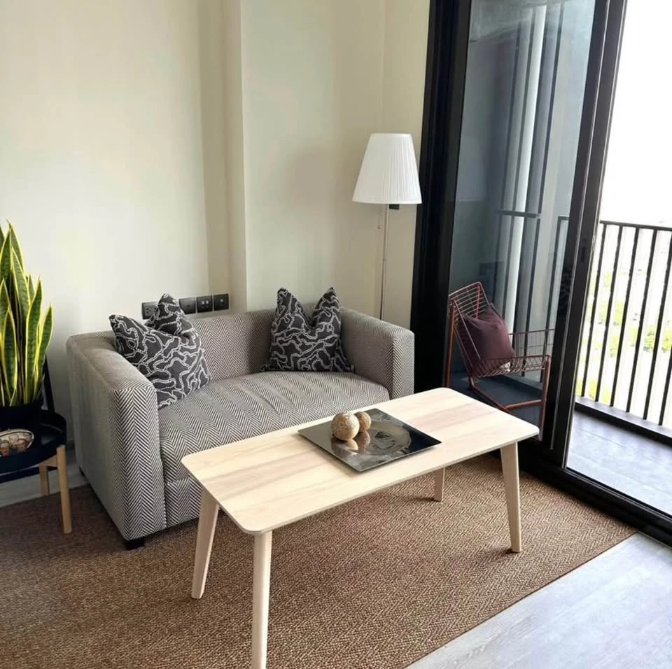 For rent!! Condo The Line Sukhumvit 101, 30th floor, super CHIC condo, LOFT style, high ceiling, beautifully decorated, hurry and book now!!