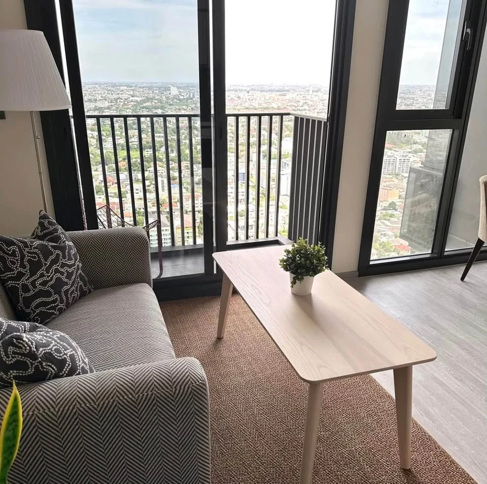 For rent!! Condo The Line Sukhumvit 101, 30th floor, super CHIC condo, LOFT style, high ceiling, beautifully decorated, hurry and book now!!