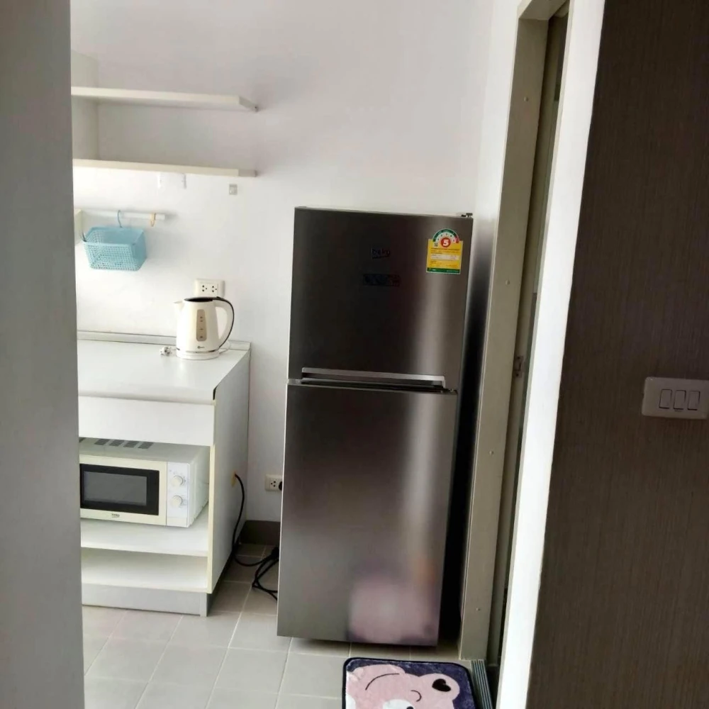 Condo for rent, The Kith Tiwanon, 2 bedrooms, decorated in white tones. Affordable prices, don't miss it.