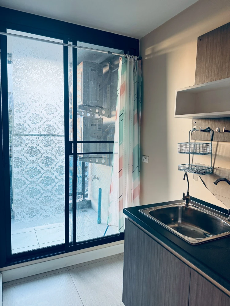 Condo for rent: The Cube Nawamin-Ramintra. Beautiful room, great value, must reserve now!!
