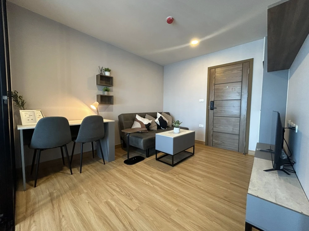 Condo for rent, The Cube Loft Srinakarin - Theparak, well-separated rooms, great price, hurry to reserve.