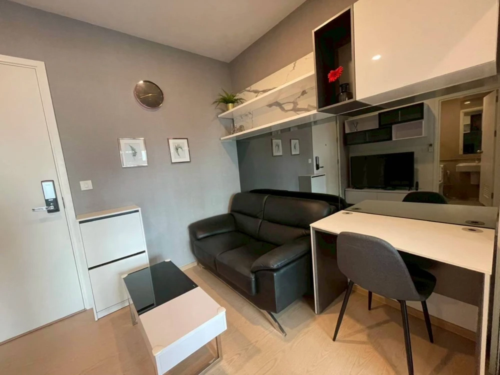 For rent!! Condo The Tree Sukhumvit 71-Ekkamai, 8th floor, fully furnished, ready to move in! Don't miss out!!