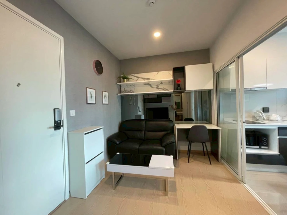 For rent!! Condo The Tree Sukhumvit 71-Ekkamai, 8th floor, fully furnished, ready to move in! Don't miss out!!