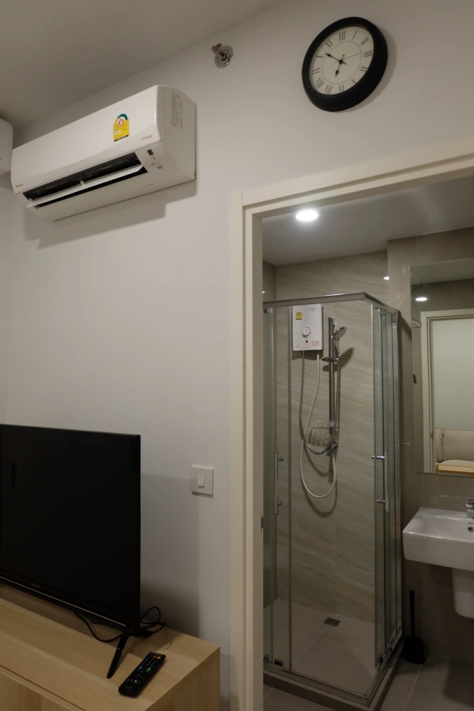 Condo for rent, The Tree Sukhumvit 71-Ekamai, good location, near Airport Link, fully furnished, drag your luggage now !!
