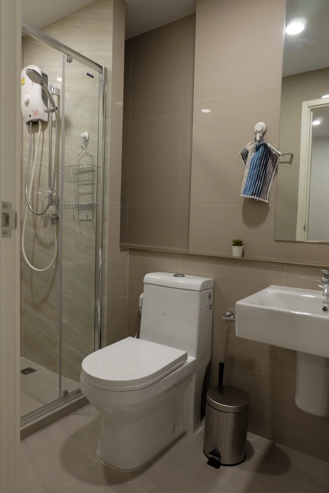 Condo for rent, The Tree Sukhumvit 71-Ekamai, good location, near Airport Link, fully furnished, drag your luggage now !!