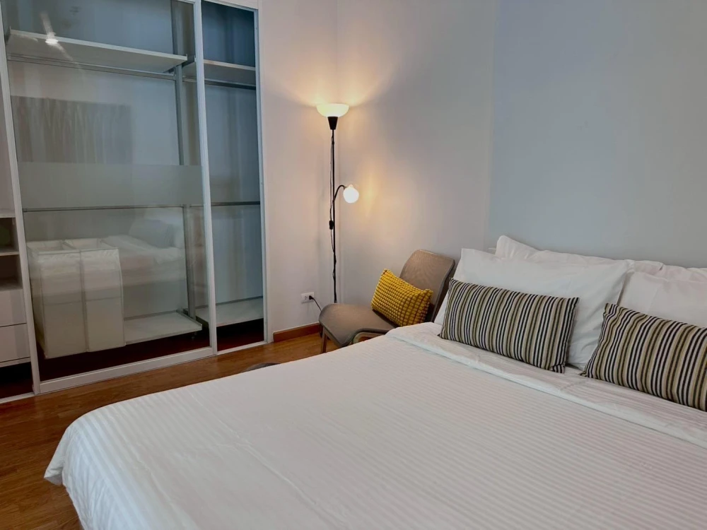 Condo for rent, The Parkland Phetkasem, well-separated rooms, great price, hurry up and reserve now, don't delay.