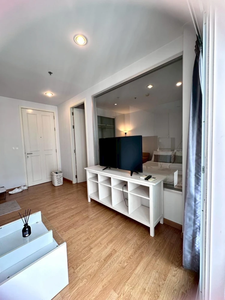 Condo for rent, The Parkland Phetkasem, well-separated rooms, great price, hurry up and reserve now, don't delay.