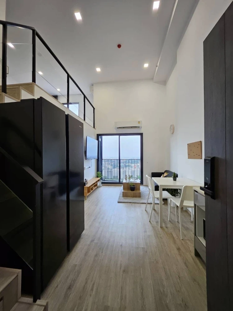 For rent!! Condo The Rich Rama 9-Srinakarin, 18th floor, luxury high-rise condo, beautiful view, hurry and book now!!