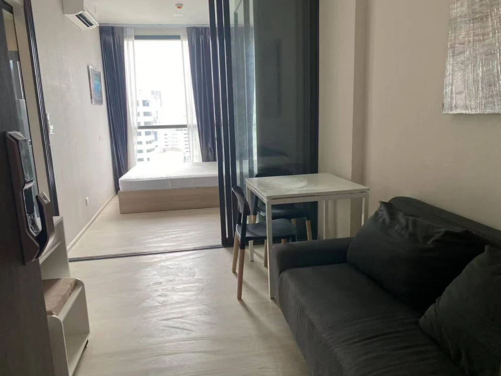For rent!! The Privacy Chatuchak Condo, 16th floor, beautifully decorated, great price, ready to move in! Reserve now!!