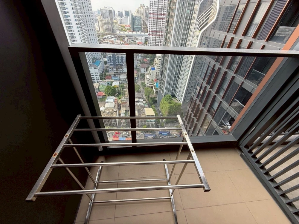 For rent!! Condo at The Line Ratchathewi, 24th floor, fully furnished, ready to move in! Reserve now!!